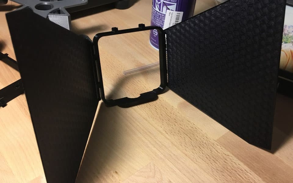 Vive lighthouse barndoor snap-on accessory